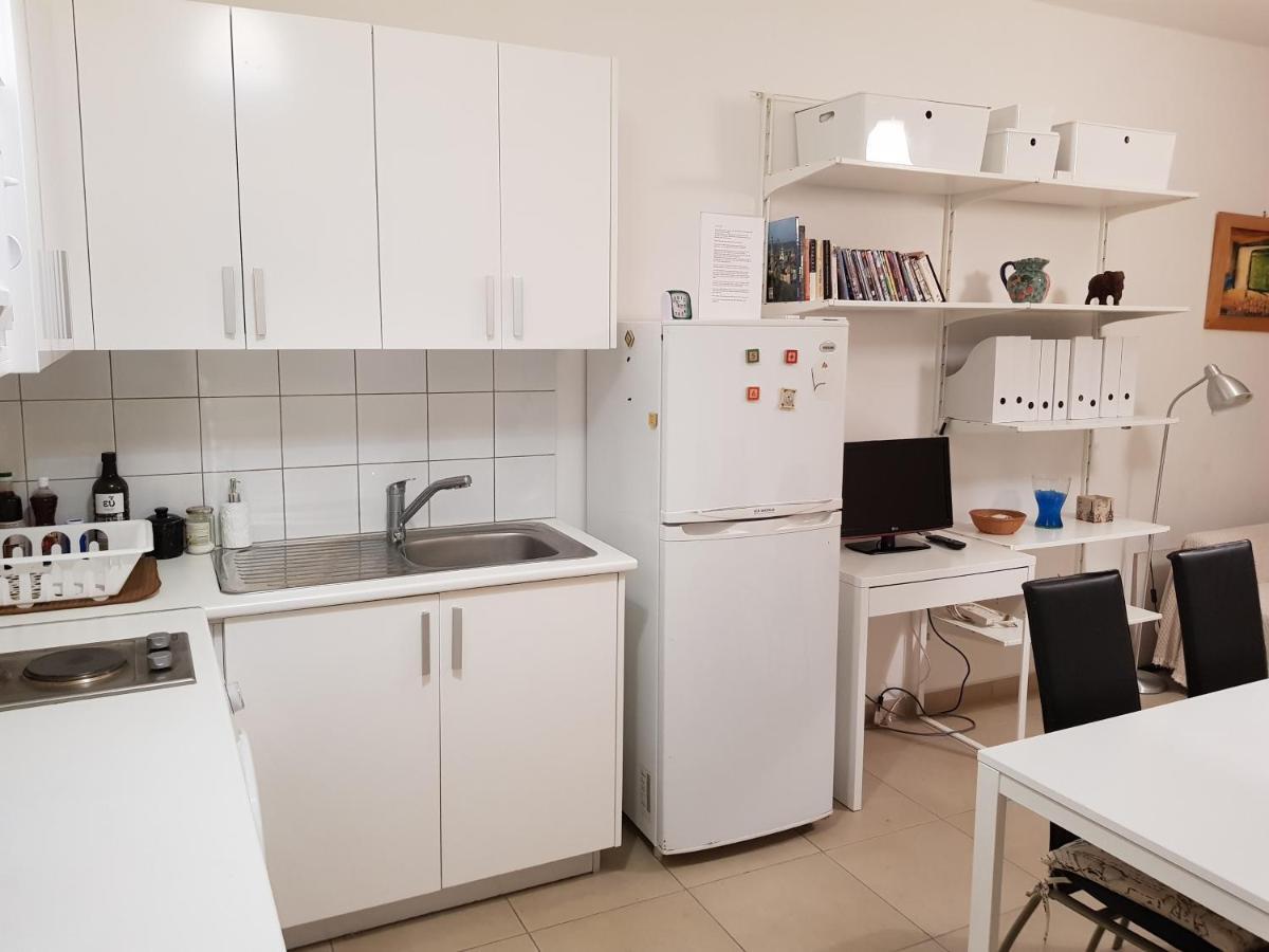 Ariadne Apt 103 -300M From Lighthouse Beach 파포스 외부 사진